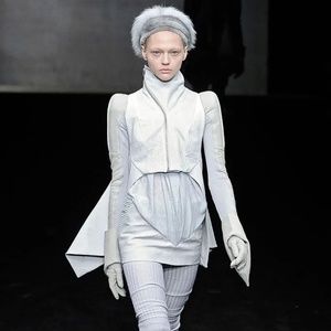 COPY - Rick Owens Fall 2009 Ready-To-Wear Pointed Elbow Leather Dove Grey Jacket